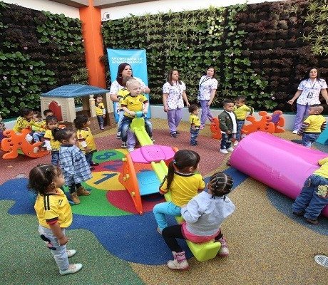 Alcaldía de Bogotá reconstruyó y reabrió jardín infantil en Los Mártires