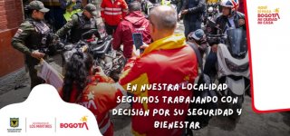 Foto con integrantes de la Alcaldía Local y Policia Metropolitana en Operativo (ICV)